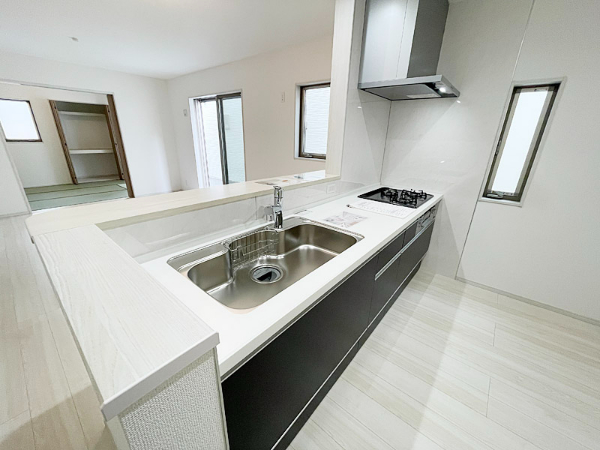 明治地所_築浅・戸建て物件の販売事例