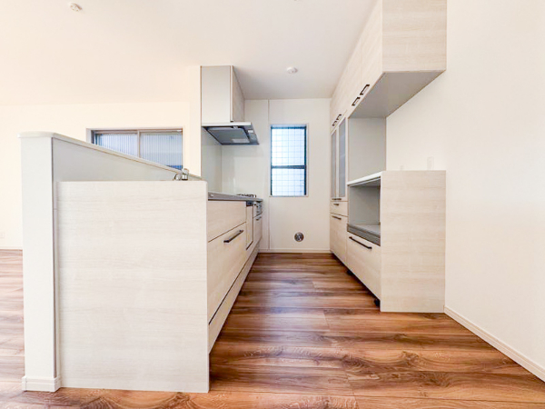 明治地所_築浅・戸建て物件の販売事例