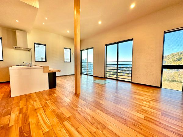 明治地所_築浅・戸建て物件の販売事例